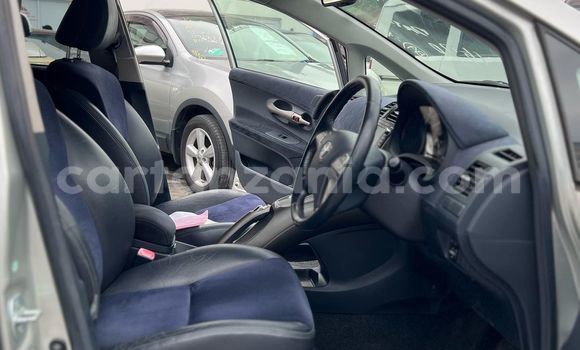 Nunua Imported Toyota Blade Fedha Gari ndani ya Dar es Salaam nchini Dar es Salaam Nunua Imported Toyota Blade Fedha Gari ndani ya Dar es Salaam nchini Dar es Salaam