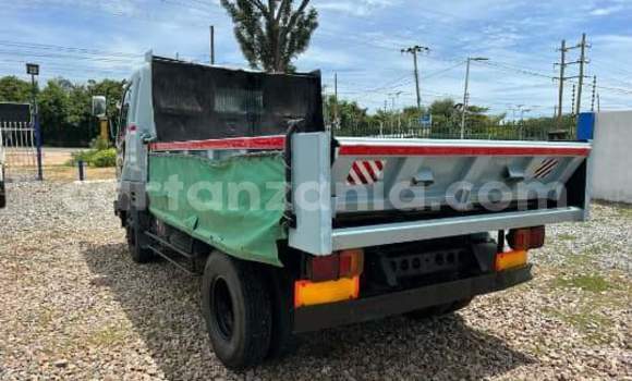 Buy New Mitsubishi Fuso Fighter Blue Truck in Mwanza in Mwanza Buy New Mitsubishi Fuso Fighter Blue Truck in Mwanza in Mwanza