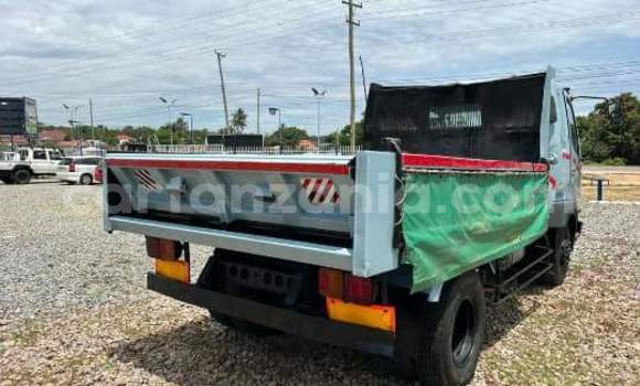 Buy New Mitsubishi Fuso Fighter Blue Truck in Mwanza in Mwanza Buy New Mitsubishi Fuso Fighter Blue Truck in Mwanza in Mwanza