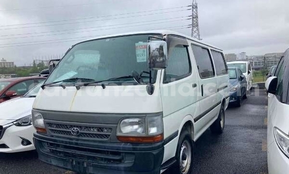 Buy New Toyota Hiace White Car in Mwanza in Mwanza Buy New Toyota Hiace White Car in Mwanza in Mwanza