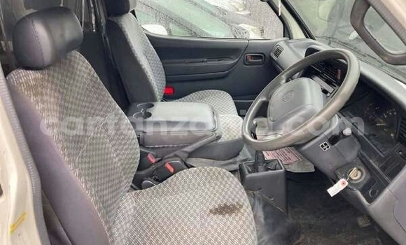 Buy New Toyota Hiace White Car in Mwanza in Mwanza Buy New Toyota Hiace White Car in Mwanza in Mwanza