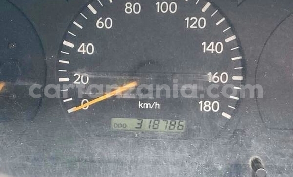 Buy New Toyota Hiace White Car in Mwanza in Mwanza Buy New Toyota Hiace White Car in Mwanza in Mwanza