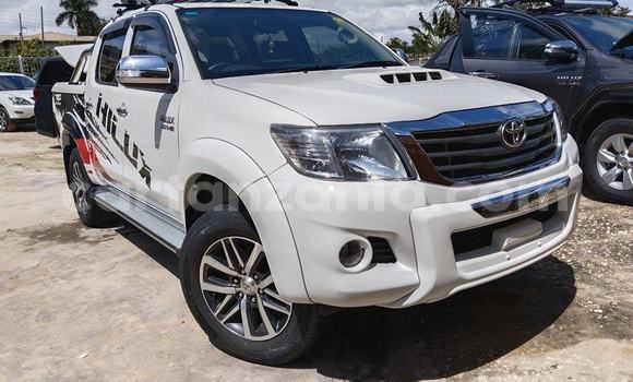 Buy New Toyota Hilux White Car in Dar es Salaam in Dar es Salaam Buy New Toyota Hilux White Car in Dar es Salaam in Dar es Salaam