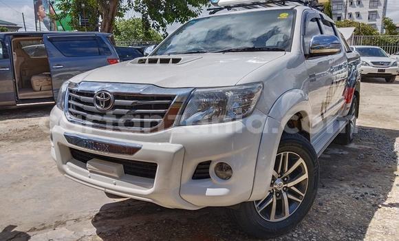 Buy New Toyota Hilux White Car in Dar es Salaam in Dar es Salaam Buy New Toyota Hilux White Car in Dar es Salaam in Dar es Salaam