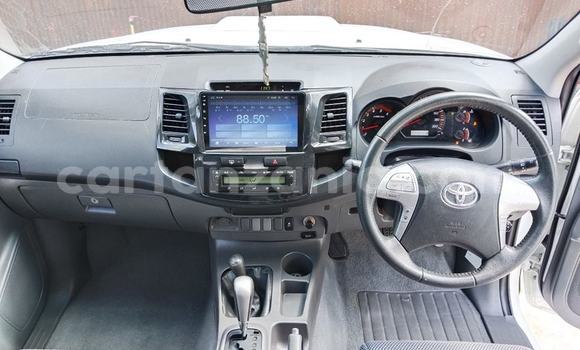 Buy New Toyota Hilux White Car in Dar es Salaam in Dar es Salaam Buy New Toyota Hilux White Car in Dar es Salaam in Dar es Salaam