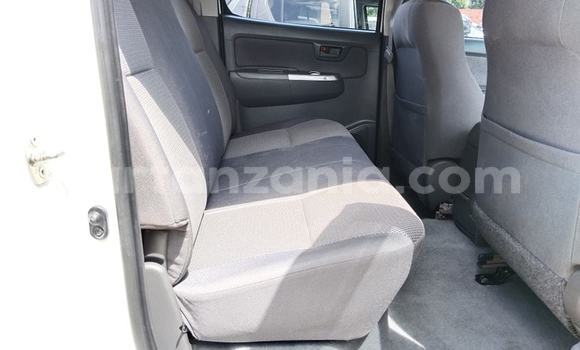 Buy New Toyota Hilux White Car in Dar es Salaam in Dar es Salaam Buy New Toyota Hilux White Car in Dar es Salaam in Dar es Salaam