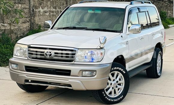 Nunua Ilio tumika Toyota Land Cruiser Fedha Gari ndani ya Dar es Salaam nchini Dar es Salaam Nunua Ilio tumika Toyota Land Cruiser Fedha Gari ndani ya Dar es Salaam nchini Dar es Salaam