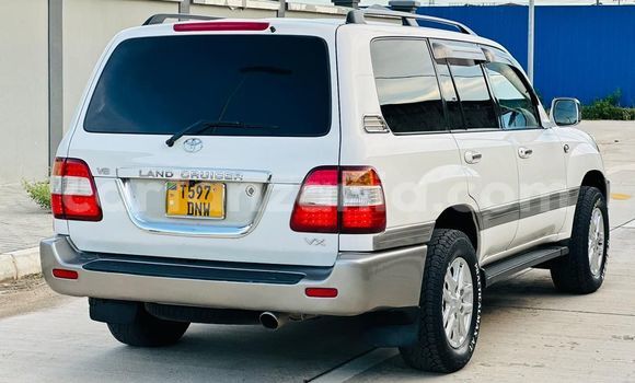 Nunua Ilio tumika Toyota Land Cruiser Fedha Gari ndani ya Dar es Salaam nchini Dar es Salaam Nunua Ilio tumika Toyota Land Cruiser Fedha Gari ndani ya Dar es Salaam nchini Dar es Salaam