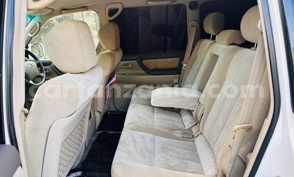 Nunua Ilio tumika Toyota Land Cruiser Fedha Gari ndani ya Dar es Salaam nchini Dar es Salaam Nunua Ilio tumika Toyota Land Cruiser Fedha Gari ndani ya Dar es Salaam nchini Dar es Salaam