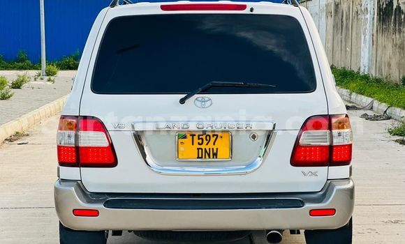 Nunua Ilio tumika Toyota Land Cruiser Fedha Gari ndani ya Dar es Salaam nchini Dar es Salaam Nunua Ilio tumika Toyota Land Cruiser Fedha Gari ndani ya Dar es Salaam nchini Dar es Salaam