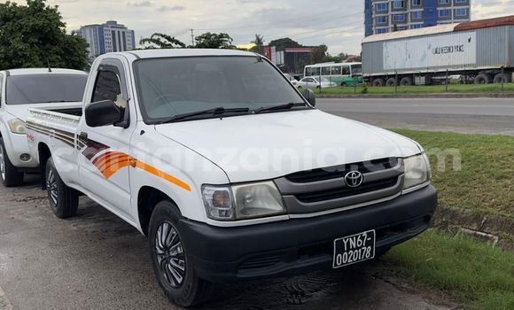 Nunua Imported Toyota Pickup Nyeupe Gari ndani ya Dar es Salaam nchini Dar es Salaam Nunua Imported Toyota Pickup Nyeupe Gari ndani ya Dar es Salaam nchini Dar es Salaam