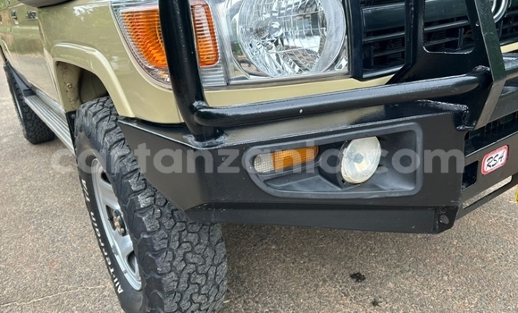 Buy Used Toyota Land Cruiser Other Car in Dar es Salaam in Dar es Salaam Buy Used Toyota Land Cruiser Other Car in Dar es Salaam in Dar es Salaam