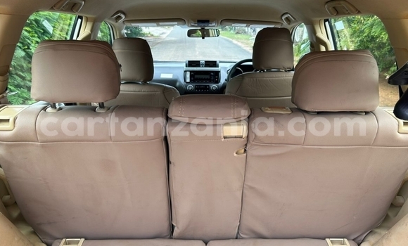 Buy Used Toyota Land Cruiser Prado White Car in Dar es Salaam in Dar es Salaam Buy Used Toyota Land Cruiser Prado White Car in Dar es Salaam in Dar es Salaam