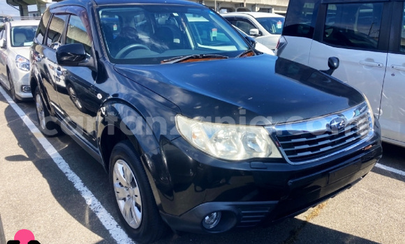 Nunua Ilio tumika Subaru Forester Nyeusi Gari ndani ya Dar es Salaam nchini Dar es Salaam