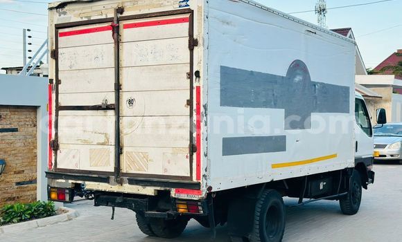 Buy Used Mitsubishi Van White Truck in Dar es Salaam in Dar es Salaam Buy Used Mitsubishi Van White Truck in Dar es Salaam in Dar es Salaam