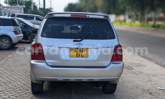 Buy Used Toyota Kluger Silver Car in Dar es Salaam in Dar es Salaam Buy Used Toyota Kluger Silver Car in Dar es Salaam in Dar es Salaam