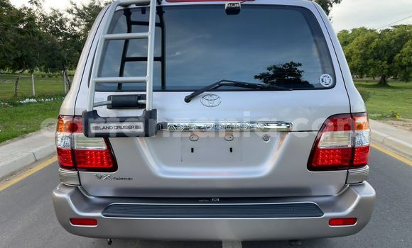 Nunua Imported Toyota Land Cruiser Fedha Gari ndani ya Dar es Salaam nchini Dar es Salaam Nunua Imported Toyota Land Cruiser Fedha Gari ndani ya Dar es Salaam nchini Dar es Salaam
