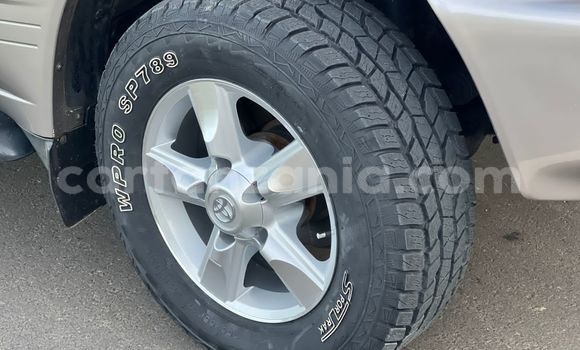 Nunua Imported Toyota Land Cruiser Fedha Gari ndani ya Dar es Salaam nchini Dar es Salaam Nunua Imported Toyota Land Cruiser Fedha Gari ndani ya Dar es Salaam nchini Dar es Salaam