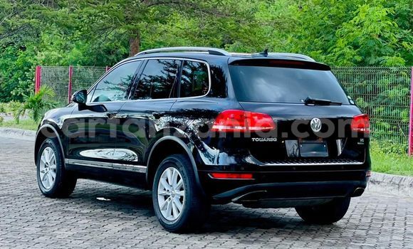 Nunua Imported Volkswagen Touareg Nyeusi Gari ndani ya Dar es Salaam nchini Dar es Salaam Nunua Imported Volkswagen Touareg Nyeusi Gari ndani ya Dar es Salaam nchini Dar es Salaam