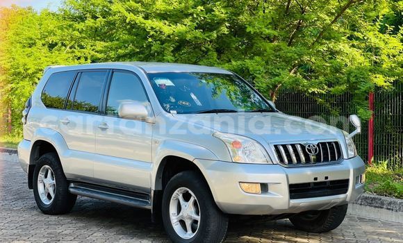 Nunua Imported Toyota Prado Fedha Gari ndani ya Dar es Salaam nchini Dar es Salaam Nunua Imported Toyota Prado Fedha Gari ndani ya Dar es Salaam nchini Dar es Salaam