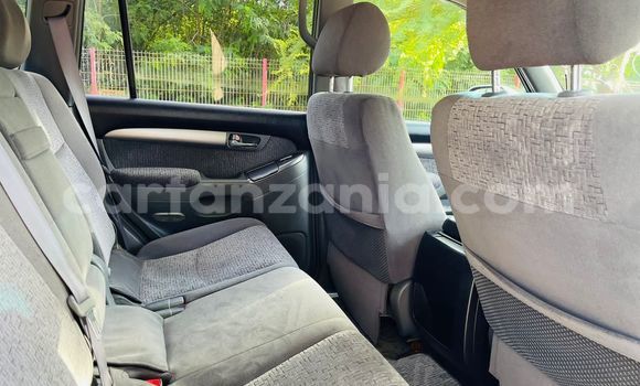 Nunua Imported Toyota Prado Fedha Gari ndani ya Dar es Salaam nchini Dar es Salaam Nunua Imported Toyota Prado Fedha Gari ndani ya Dar es Salaam nchini Dar es Salaam
