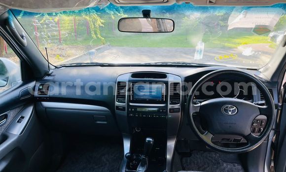 Nunua Imported Toyota Prado Fedha Gari ndani ya Dar es Salaam nchini Dar es Salaam Nunua Imported Toyota Prado Fedha Gari ndani ya Dar es Salaam nchini Dar es Salaam