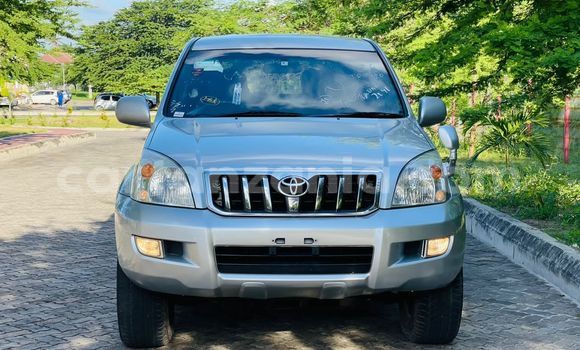 Nunua Imported Toyota Prado Fedha Gari ndani ya Dar es Salaam nchini Dar es Salaam Nunua Imported Toyota Prado Fedha Gari ndani ya Dar es Salaam nchini Dar es Salaam