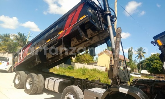 Nunua Imported Scania R420 Nyeusi Lori ndani ya Dar es Salaam nchini Dar es Salaam Nunua Imported Scania R420 Nyeusi Lori ndani ya Dar es Salaam nchini Dar es Salaam