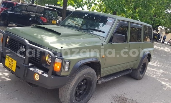 Nunua Ilio tumika Nissan Safari Kijani Gari ndani ya Dar es Salaam nchini Dar es Salaam Nunua Ilio tumika Nissan Safari Kijani Gari ndani ya Dar es Salaam nchini Dar es Salaam