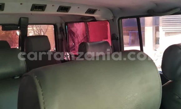Nunua Ilio tumika Nissan Safari Kijani Gari ndani ya Dar es Salaam nchini Dar es Salaam Nunua Ilio tumika Nissan Safari Kijani Gari ndani ya Dar es Salaam nchini Dar es Salaam