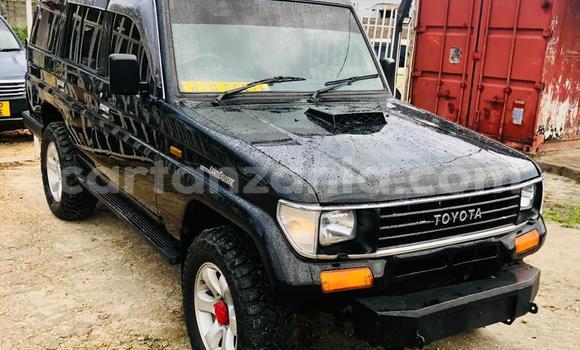 Buy Used Land Rover Range Rover Black Car in Dar es Salaam in Dar es Salaam Buy Used Land Rover Range Rover Black Car in Dar es Salaam in Dar es Salaam