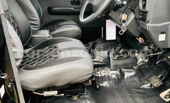 Buy Used Land Rover Range Rover Black Car in Dar es Salaam in Dar es Salaam Buy Used Land Rover Range Rover Black Car in Dar es Salaam in Dar es Salaam