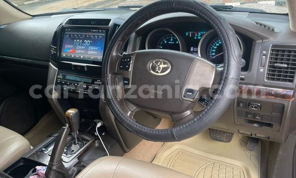 Nunua Ilio tumika Toyota Land Cruiser Nyingine Gari ndani ya Dar es Salaam nchini Dar es Salaam Nunua Ilio tumika Toyota Land Cruiser Nyingine Gari ndani ya Dar es Salaam nchini Dar es Salaam