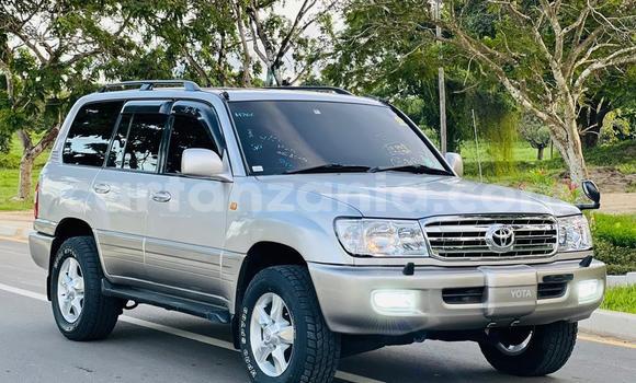 Nunua Imported Toyota Land Cruiser Fedha Gari ndani ya Dar es Salaam nchini Dar es Salaam Nunua Imported Toyota Land Cruiser Fedha Gari ndani ya Dar es Salaam nchini Dar es Salaam