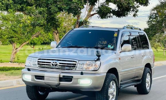 Nunua Imported Toyota Land Cruiser Fedha Gari ndani ya Dar es Salaam nchini Dar es Salaam Nunua Imported Toyota Land Cruiser Fedha Gari ndani ya Dar es Salaam nchini Dar es Salaam