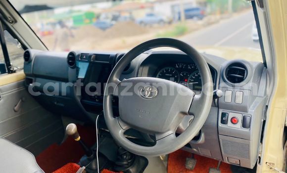 Nunua Ilio tumika Toyota Land Cruiser Nyingine Gari ndani ya Dar es Salaam nchini Dar es Salaam Nunua Ilio tumika Toyota Land Cruiser Nyingine Gari ndani ya Dar es Salaam nchini Dar es Salaam