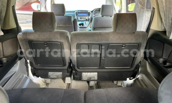 Nunua Ilio tumika Toyota Alphard Nyeusi Gari ndani ya Dar es Salaam nchini Dar es Salaam Nunua Ilio tumika Toyota Alphard Nyeusi Gari ndani ya Dar es Salaam nchini Dar es Salaam