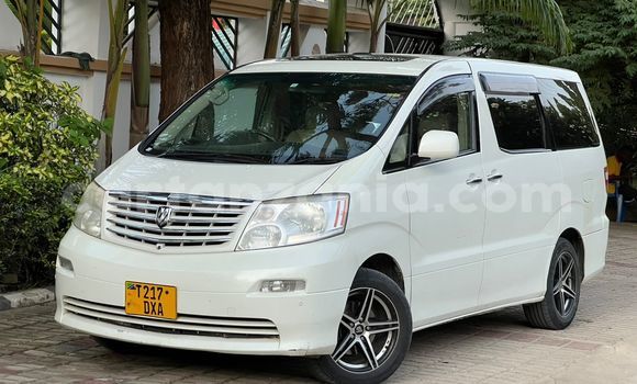 Buy Used Toyota Alphard White Car in Dar es Salaam in Dar es Salaam