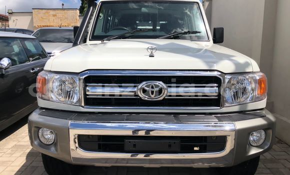 Buy Used Toyota Land Cruiser White Car in Dar es Salaam in Dar es Salaam Buy Used Toyota Land Cruiser White Car in Dar es Salaam in Dar es Salaam