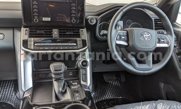 Buy New Toyota Land Cruiser Black Car in Dar es Salaam in Dar es Salaam Buy New Toyota Land Cruiser Black Car in Dar es Salaam in Dar es Salaam