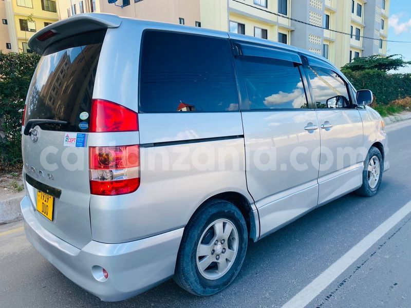 Big with watermark toyota noah dar es salaam dar es salaam 18563