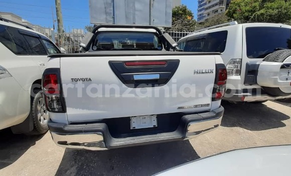 Buy Import Toyota Hilux White Car in Dar es Salaam in Dar es Salaam Buy Import Toyota Hilux White Car in Dar es Salaam in Dar es Salaam