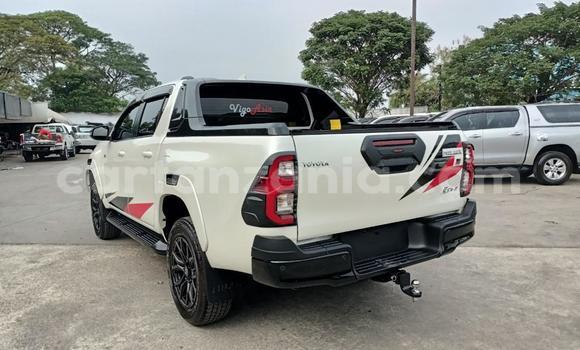 Buy Used Toyota Hilux White Car in Dar es Salaam in Dar es Salaam Buy Used Toyota Hilux White Car in Dar es Salaam in Dar es Salaam