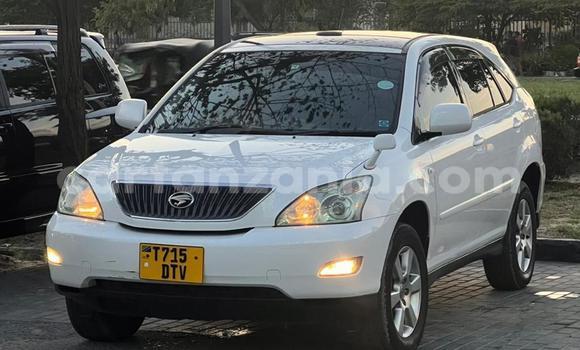 Buy Used Toyota Harrier White Car in Dar es Salaam in Dar es Salaam Buy Used Toyota Harrier White Car in Dar es Salaam in Dar es Salaam