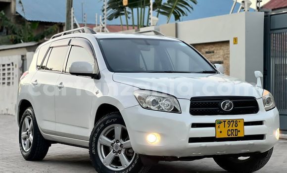 Buy Used Toyota RAV4 White Car in Dar es Salaam in Dar es Salaam Buy Used Toyota RAV4 White Car in Dar es Salaam in Dar es Salaam