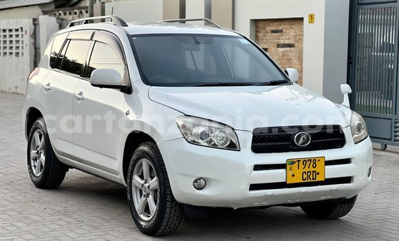 Buy Used Toyota RAV4 White Car in Dar es Salaam in Dar es Salaam Buy Used Toyota RAV4 White Car in Dar es Salaam in Dar es Salaam