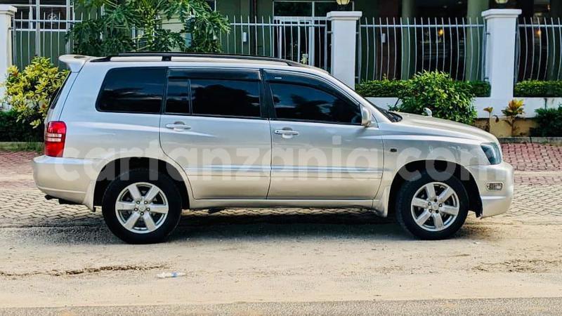 Big with watermark toyota kluger dar es salaam dar es salaam 18601