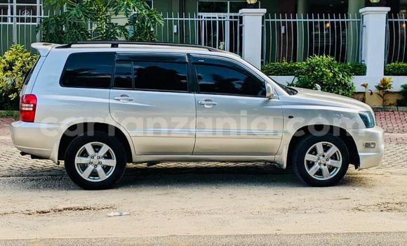 Buy Used Toyota Kluger Other Car in Dar es Salaam in Dar es Salaam Buy Used Toyota Kluger Other Car in Dar es Salaam in Dar es Salaam