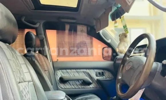 Nunua Ilio tumika Toyota Prado Bluu Gari ndani ya Dar es Salaam nchini Dar es Salaam Nunua Ilio tumika Toyota Prado Bluu Gari ndani ya Dar es Salaam nchini Dar es Salaam