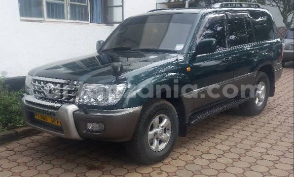 Buy Used Toyota Land Cruiser Green Car in Dar es Salaam in Dar es Salaam